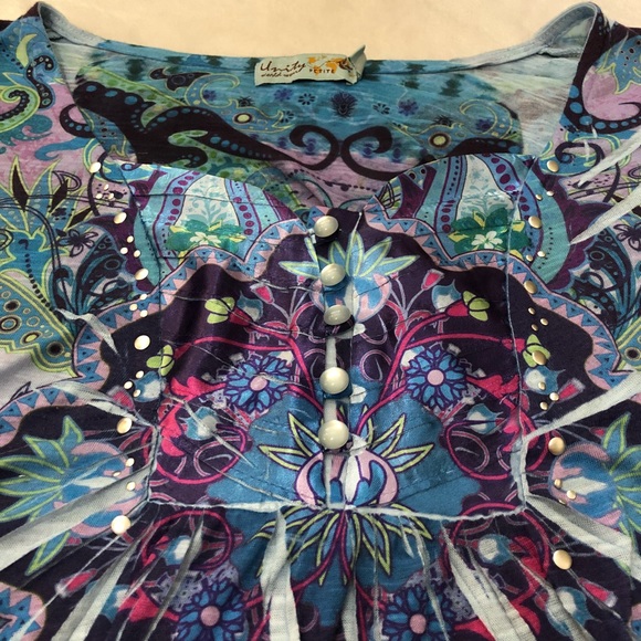 Unity World Wear Petite Large Girly Gem Floral Top - Picture 4 of 8